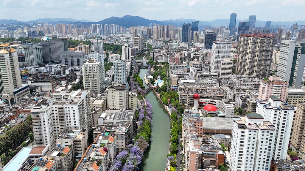 Top 7 Things to do in Kunming - Mild-climate capital of Yunnan 1 1920px E4BA94E58D8EE58CBAE4B88EE79B98E9BE99E58CBAE5A4A9E99985E7BABF E888AAE68B8D 2025 05 16 03