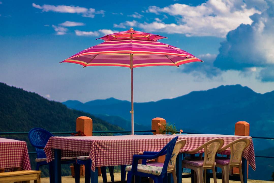 Lukla Airport Viewpoint: Stunning Views of the Himalayas