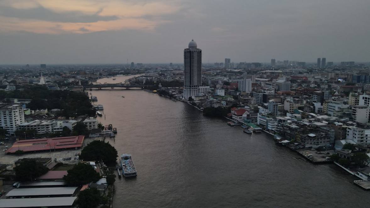 Vientiane vs Bangkok: Which do you Visit? 7 Vientiane Bangkok districts-overview
