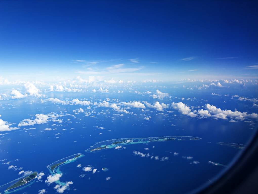 The Maldives domestic-flights airport-interior-4