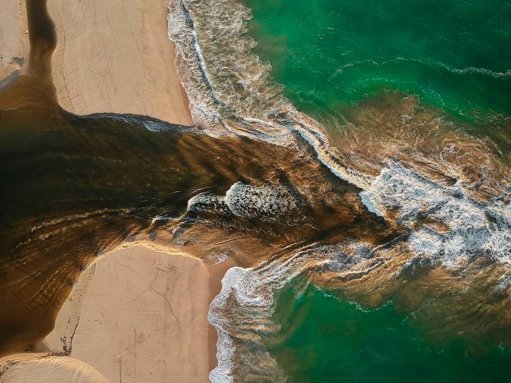 Visit the Pottuvil Lagoon: Nature's Hidden Gem Visit the Pottuvil Lagoon: Nature's Hidden Gem
