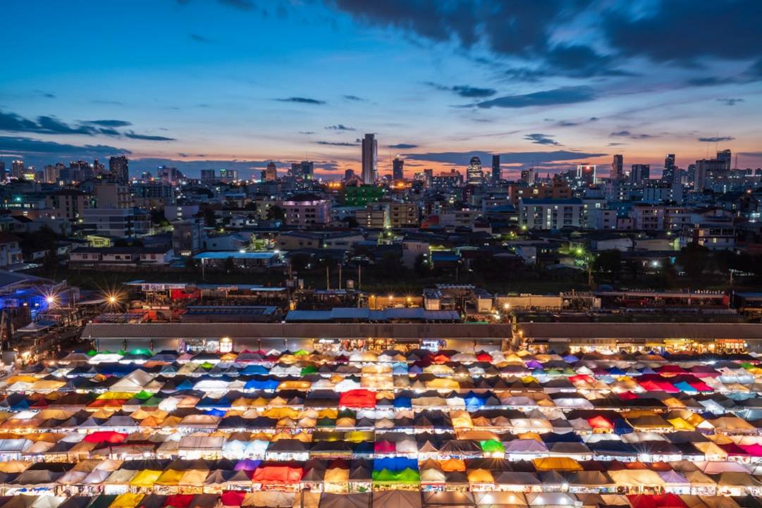 Vientiane vs Bangkok: Which do you Visit? 6 Vientiane Bangkok accommodation-stay