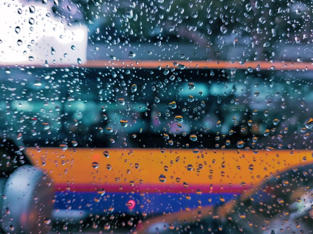 transport in Costa Rica and Peru