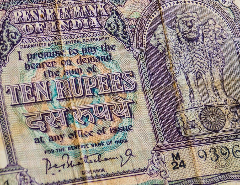 India Currency Basics 4 India banknote security features
