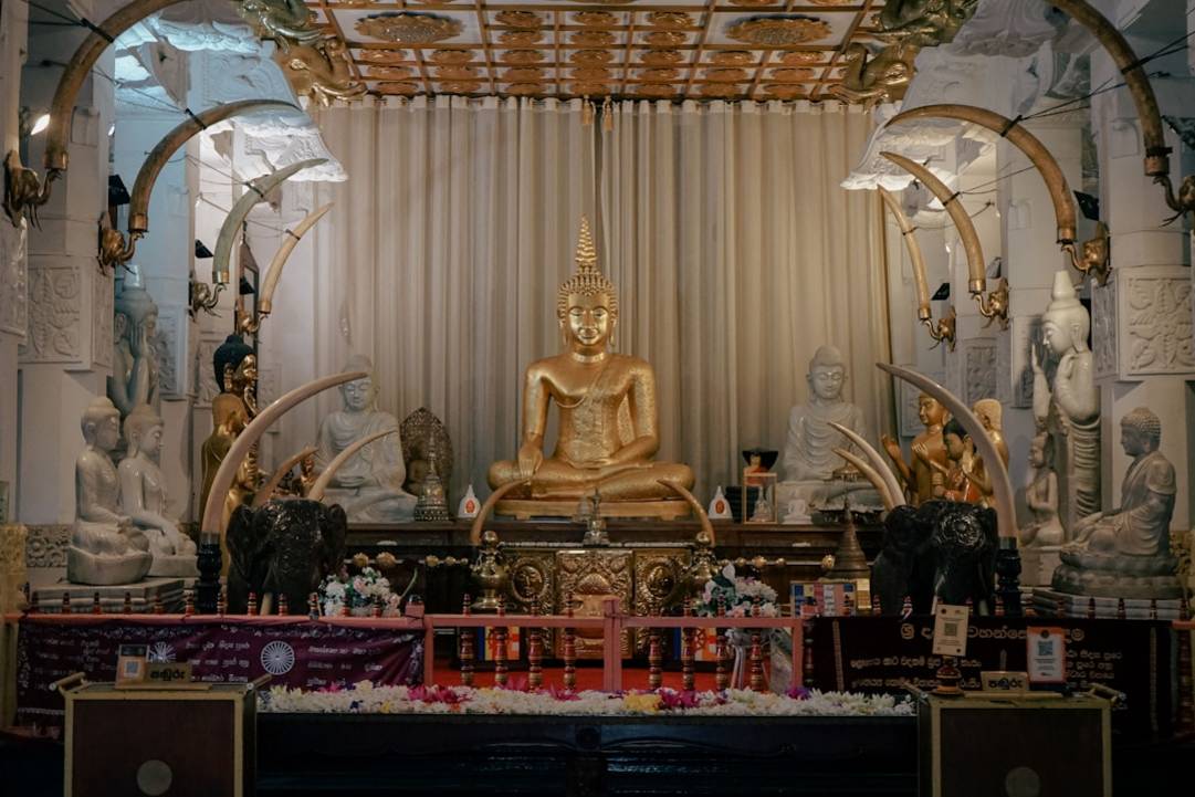 Bahirawakanda Vihara Buddha Statuebahirawakanda-buddhaKandy highlights