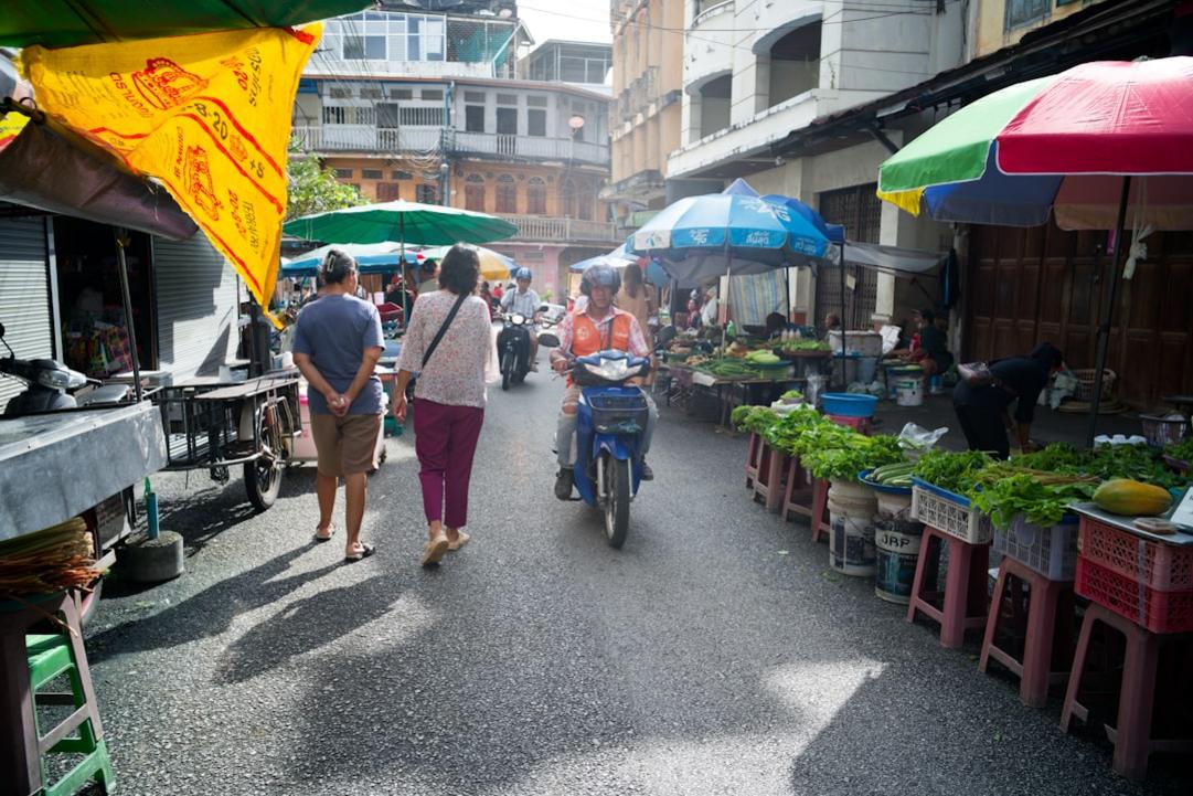 18 Things to do in Kuala Lumpur near Petronas Towers 16 Kuala Lumpur barrios