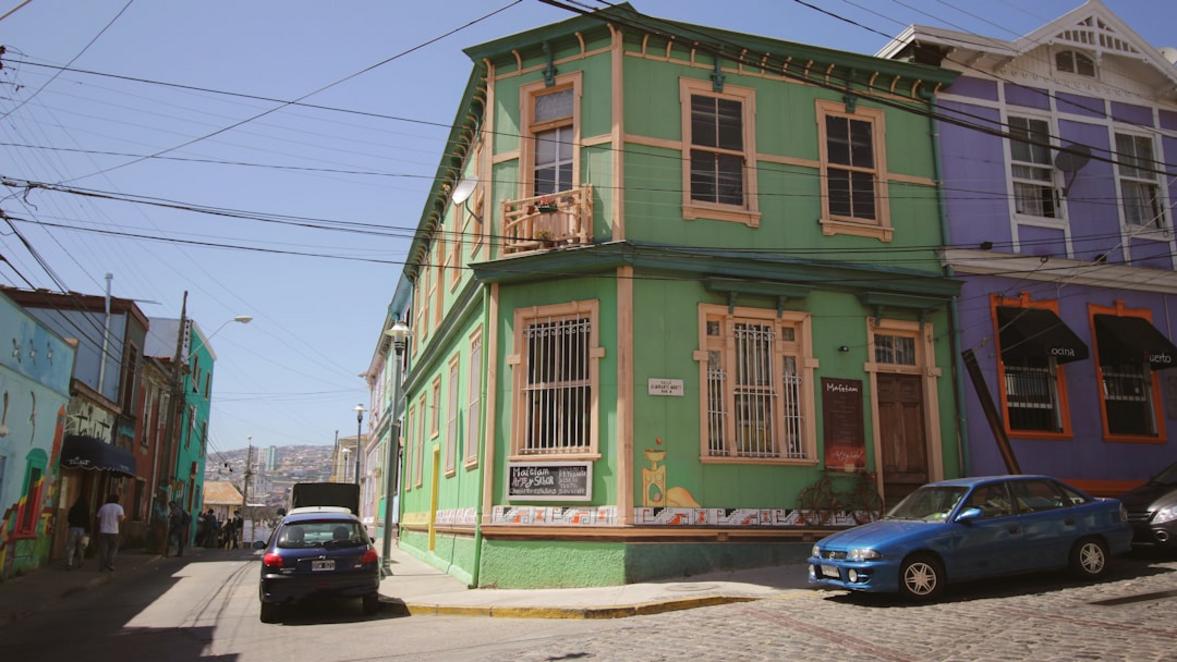 Valparaiso and Vina del Mar