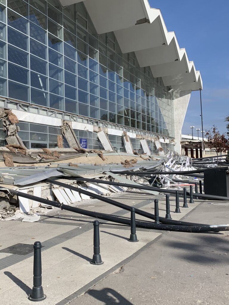 Nis to Novi Sad Serbia: Best Travel Options 1 1920px Novi Sad railway station canopy collapse