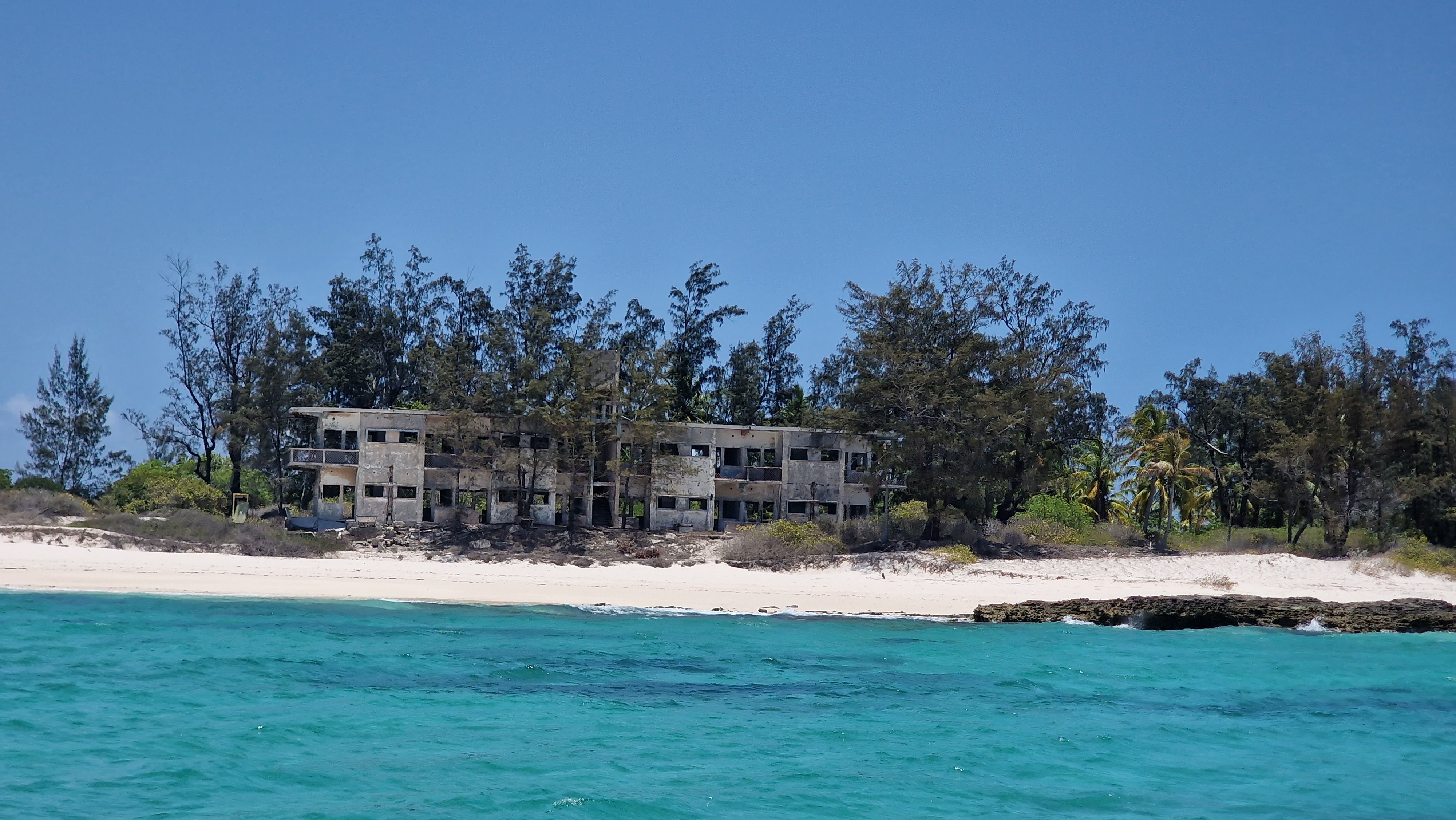 Santa Carolina Island, Mozambique