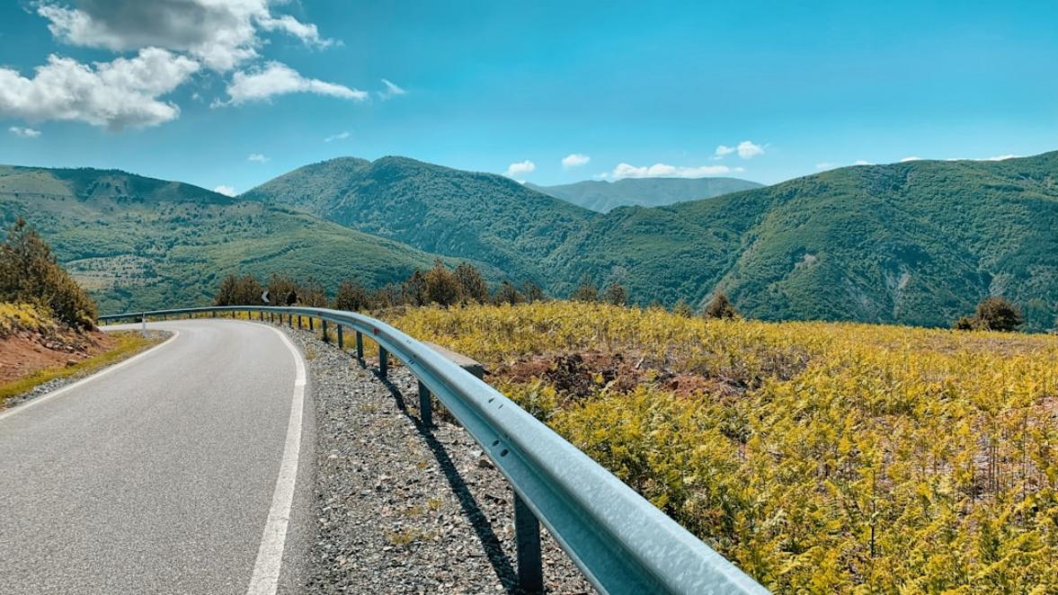 Malta Driving Guide: Rules, Traffic and Safety 2 Malta road